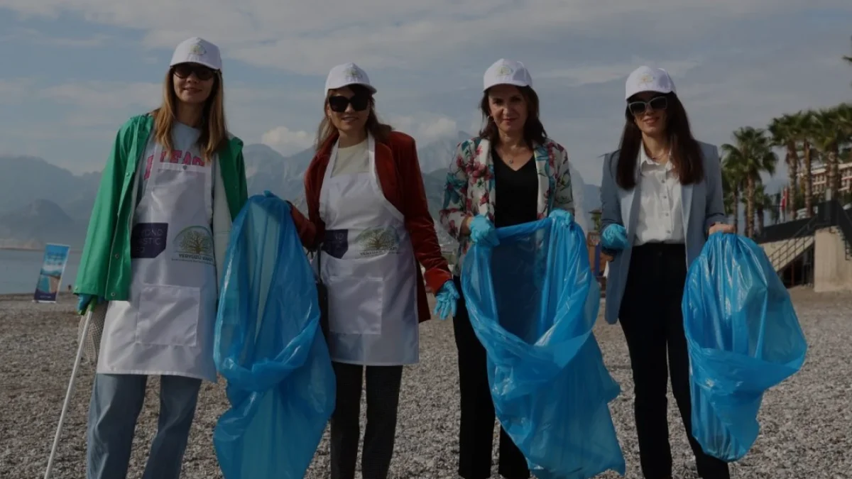 Antalya Konyaaltı sahillerinde plastik atıklar için yeni dönem