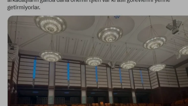 Burhanettin Kocamazdan TBMM Genel Kurulundaki boş sıralara tepki