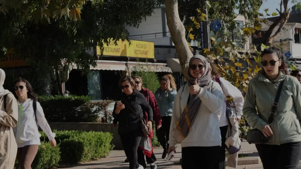 Gebze Belediyesi Eskihisar Sahilinde Kadınları Buluşturdu