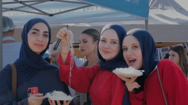 Kocaeli Üniversitesi öğrencileri Gelin Tanış Olalım ile buluşuyor
