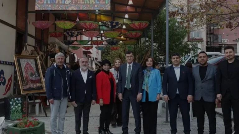 Kütahya Rüstem Paşa Sokağı Sanat Sokağı Olarak Hizmete Açıldı