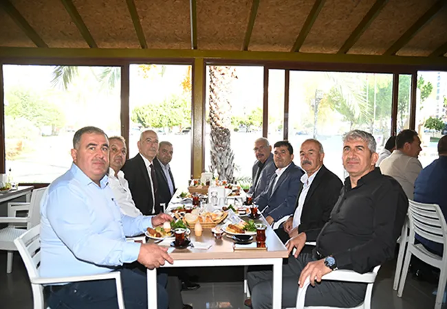 Başkan Deniz, Muhtarların Taleplerini Dinledi