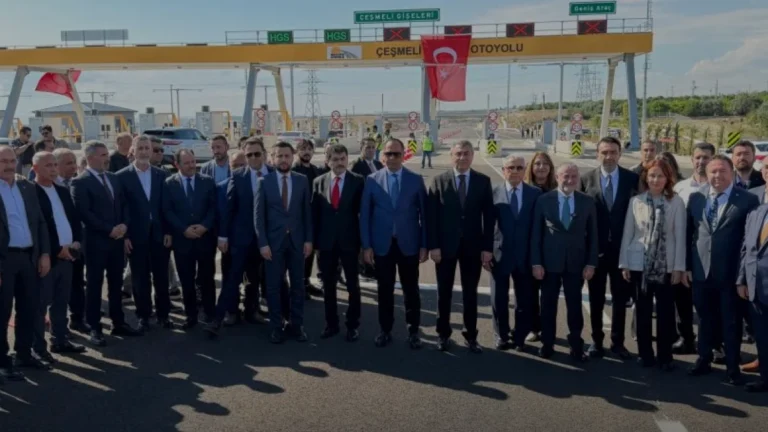 Mersin Çeşmeli Kızkalesi Otoyolu Trafiğe Açıldı