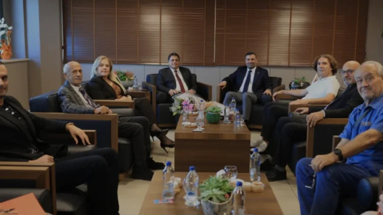 Mersin Gazeteciler Cemiyeti ile MTSO Arasında İş Birliği Görüşmesi