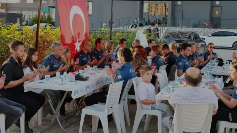 Mersin İl Emniyet Müdürü Fahri Aktaş taziye ziyaretinde bulundu