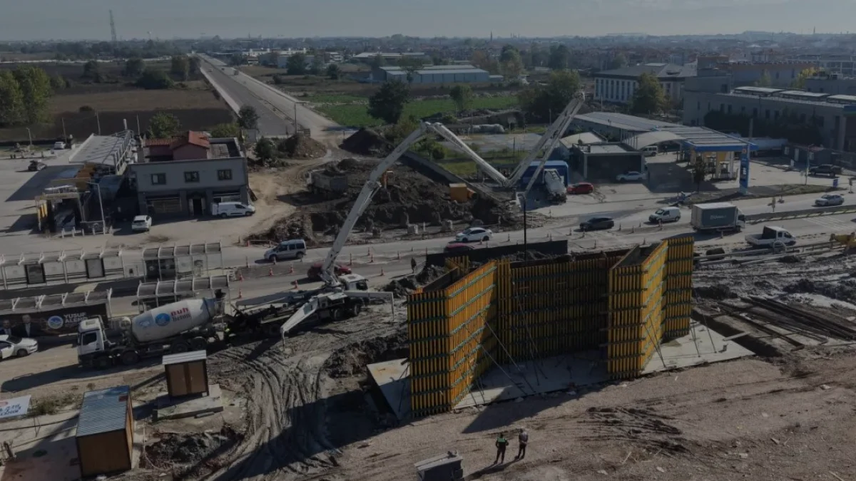 Sakarya Kuzey Köprüsü İnşaatında İlk Beton Döküldü