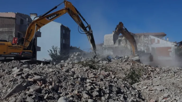 Sakarya Tığcılar Kentsel Dönüşümünde 45 Bina Yıkıldı